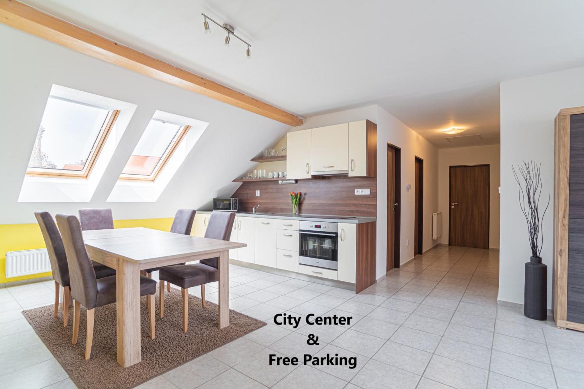 Saeli Apartments Mikulov Eksteriør billede